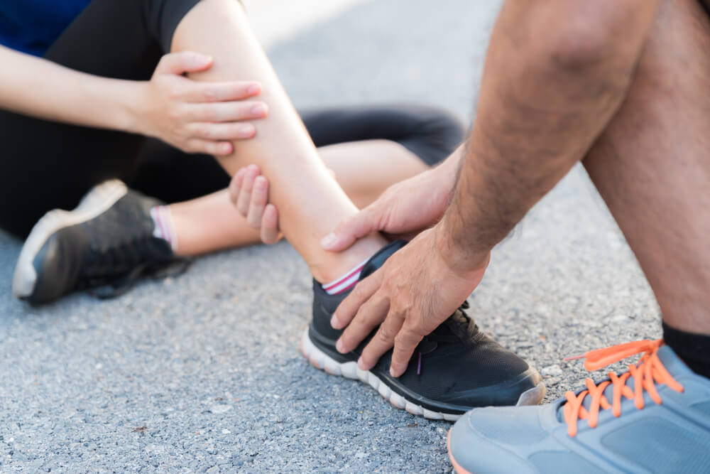 ER For A Broken Bone — When to Go and What to Expect